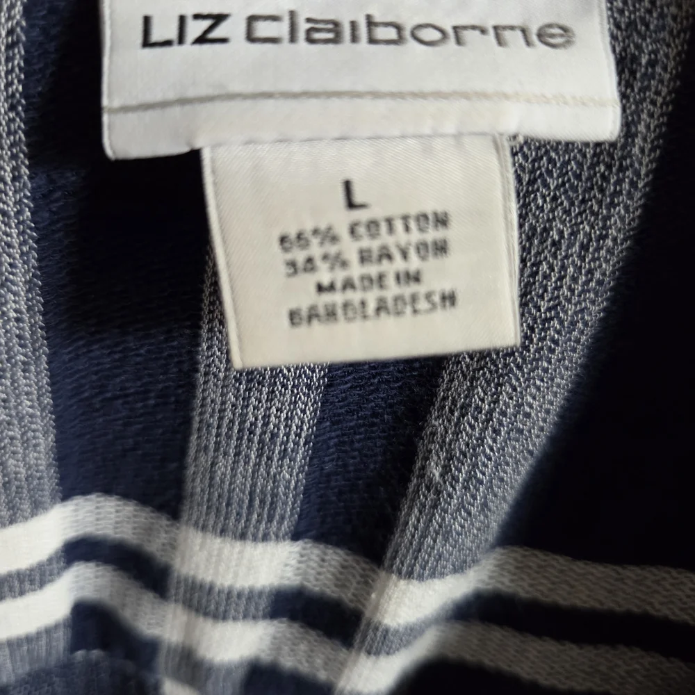 Liz Claiborne Navy Blue and White Long Sleeve Plaid Top - Picture 4 of 16